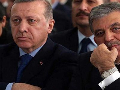 Tablo döndü: Abdullah Gül'ün yeni parti hazırlıkları gündemde!