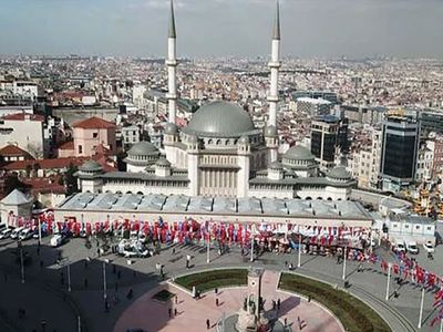 Taksim Camii’nde Çalışmalar Sona Erdi