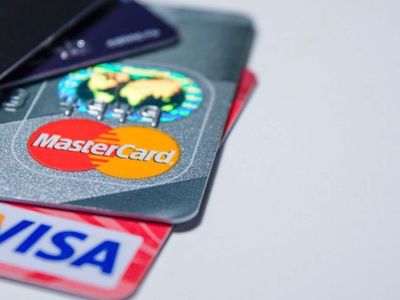 Taksitleri devam eden kredi kartı kapatılır mı, nasıl kapatılır? Taksitleri devam eden kredi kartını kapatma işlemleri