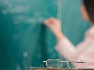 Tarih öğretmeni ne demektir, görevleri nelerdir? 2022 YKS tarih öğretmenliği taban puanları kaç?
