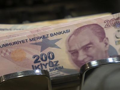 Tarih resmen belli oldu: Emekli maaş farkı ne zaman ödenecek?