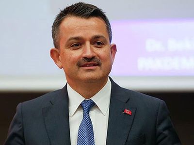 Tarım ve Orman Bakanı Bekir Pakdemirli'nin Koronavirüs Testi Pozitif Çıktı!