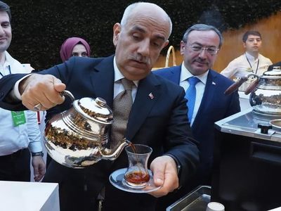 Tarım ve Orman Bakanı Vahit Kirişci 'Çay Kanunu' ile ilişkin açıklamalarda bulundu!