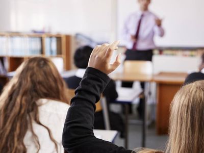 Tayin bekleyen öğretmenleri ilgilendiriyor: Milli Eğitim Bakanlığı tarih vererek duyurdu