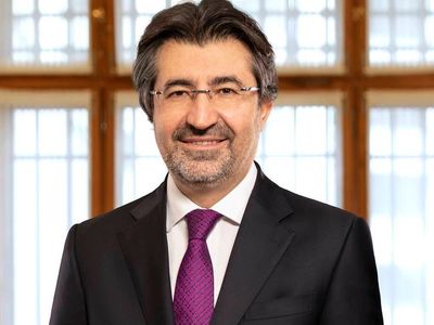 TBB’nin dolar beklentisi dudak uçuklattı! Kredi kartlarına şok düzenlemeler…
