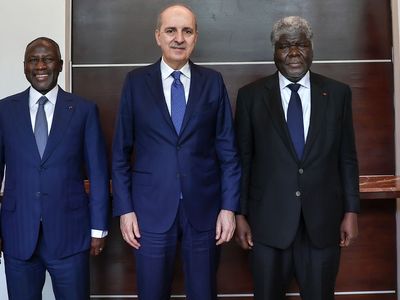 TBMM Başkanı Kurtulmuş, Fildişi Sahili dönüşü notlarını gazetecilerle paylaştı!