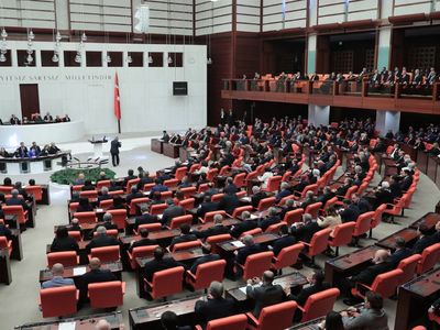 TBMM’de hareketlilik başladı: Yeni anayasa gündeme gelecek
