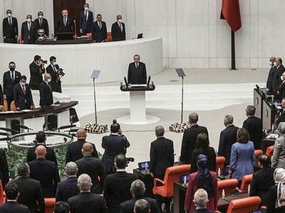 TBMM’nin İlk Mesai Gününde CHP ve HDP Skandalı!