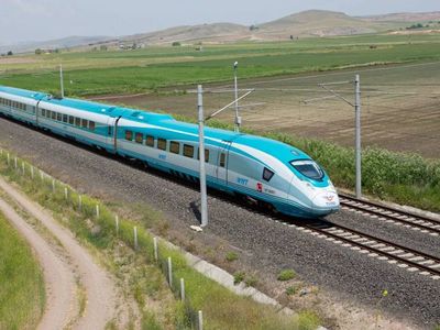 TCDD’den açıklama geldi: Yüksek hızlı tren bilet fiyatlarına zam