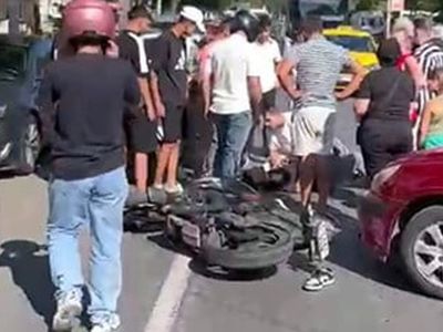 Tekirdağ'da dönüş yapan otomobil motosiklete çarptı