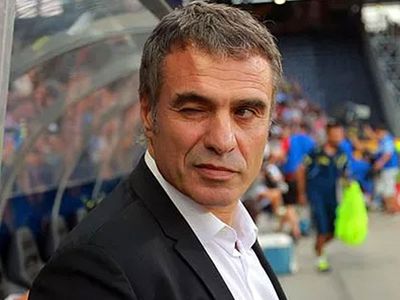 Teknik Direktör Ersun Yanal, yeniden Fenerbahçe'de görev alabileceğini belirtti!
