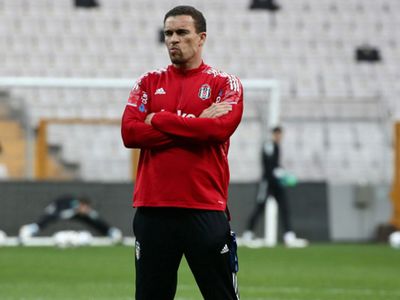 Teknik Direktör Valerien Ismael'in isteği doğrultusunda Beşiktaş'ta Miralem Pjanic'in iç transferi için yeni sözleşme hazırlandı!