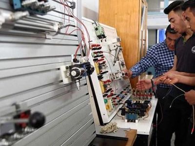 Teknik öğretmen nedir, kime denir? Nasıl Teknik öğretmen olunur? Teknik öğretmen maaşları