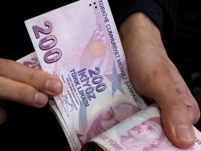 Temmuz ayında yapılması planlanan asgari ücrete zam öne alınabilir