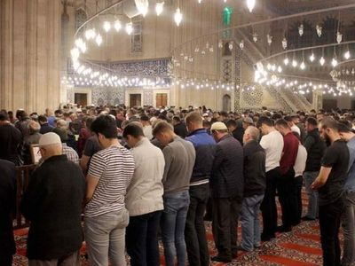 Teravih nasıl kılınır? Adım adım Teravih namazı kılınışı