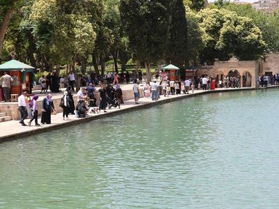 Termometreler 44 dereceye kadar çıktı: Şanlıurfa alev aldı