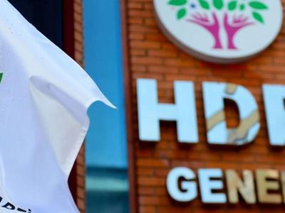 Terör örgütü PKK'nın siyasi kolu HDP'den yürüyüş açıklaması geldi!