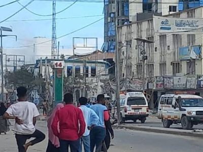 Teröristler kamu binalarına saldırdı: Yüzlerce ölü ve yaralı var