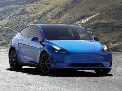 Tesla, Türkiye için kolları sıvadı: Model Y otomobilin fiyatı yarı yarıya indi