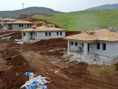 Teslimi bugün gerçekleştirilecek: Köy tipi afet evleri havadan görüntülendi
