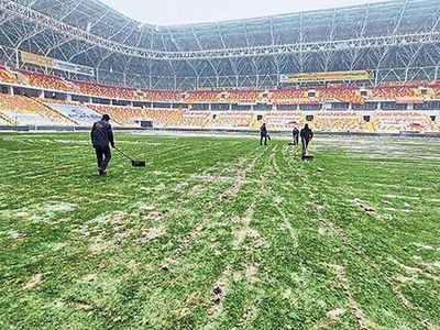 TFF'den 8 kulübe uyarı yazısı! Bunu yapmamaları durumunda stadyumları kapatılabilecek