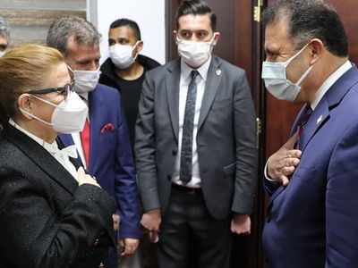 Ticaret Bakanı Ruhsar Pekcan: Dolar İle Ticaret Yapmayalım