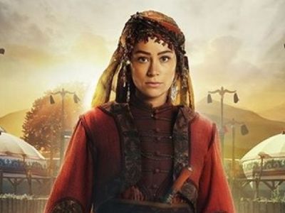 Kuruluş Osman Aygül'ü Buse Arslan'ın umre fotoğrafı gündem oldu
