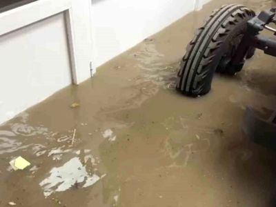 Tokat’ta sağanak yağış hayatı felç etti: Sokaklar göle döndü su baskınları yaşandı