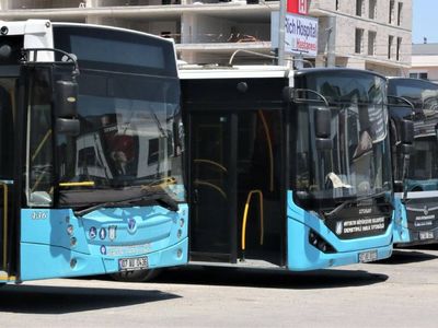 Toplu taşıma bugün ücretsiz mi? 1 Ocak 2024 Marmaray, Başkentray, otobüs, metrobüs bedava mı?