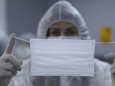 Toplu taşıma, otobüs, metro, metrobüs, uçakta maske takma zorunluluğu kalktı mı? Otobüs ve metrolarda maske takmak zorunlu mu? Maske serbestliği nerelerde geçerli