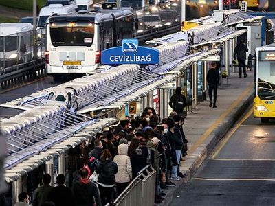 İBB'den toplu taşımaya büyük zam! 11 farklı belediye başkanı ortak açıklamayla duyurdu!