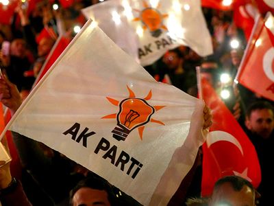 Topluca istifa ettiler: AK Parti’ye katıldılar