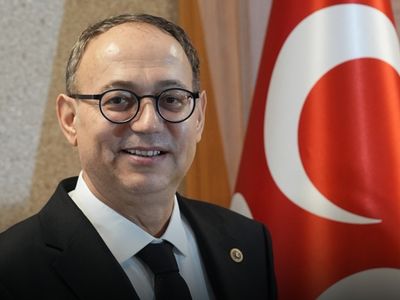 Topsakal’dan Dış Politika Mesajı: Türkiye Denge Siyasetiyle Çok Kutuplu Dünyada Konumlanıyor