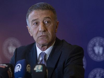 Trabzonspor Başkanı Ahmet Ağaoğlu Fenerbahçe ve Trabzospor taraftarları arasında çıkan olaylarla ilgili sağduyu çağrısında bulundu