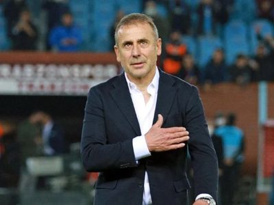 Trabzonspor Teknik Direktörü Abdullah Avcı'dan  Adana Demirspor Galibiyetinin Ardından Şampiyonluk Sözleri Geldi!