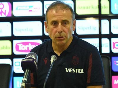 Trabzonspor Teknik Direktörü Abdullah Avcı'dan Galibiyet Açıklaması!