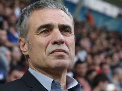 Trabzonspor ve Fenerbahçe'nin eski teknik direktörü Ersun Yanal, yeniden Süper Lig'de görev almaya hazır!