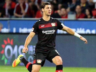 Trabzonspor ve Galatasaray Dragovic'in Peşinde!