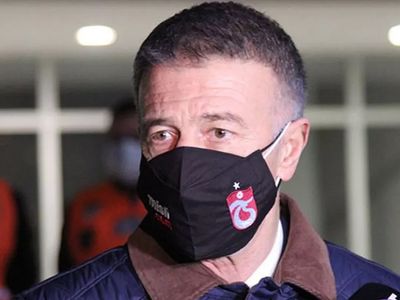 Trabzonspor'da Ahmet Ağaoğlu Şampiyonluk Mücadelesi Hakkında Konuştu!