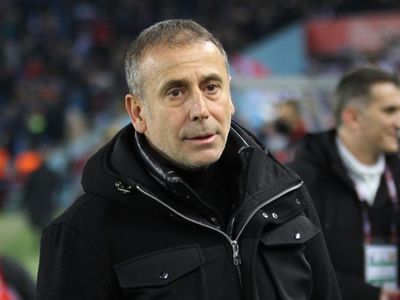 Trabzonspor'da Göztepe galibiyetinin ardından Abdullah Avcı, tüm kupalara talip olduklarını söyledi!