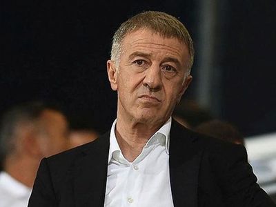 Trabzonspor’dan flaş istifa: Başkan Ahmet Ağaoğlu görevinden ayrıldı