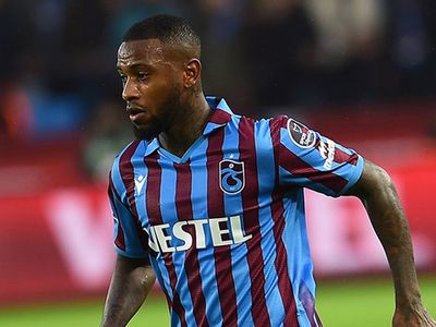 Trabzonsporlu Stefano Denswil, şampiyonluk kutlamalarının çılgınca olduğunu söyledi
