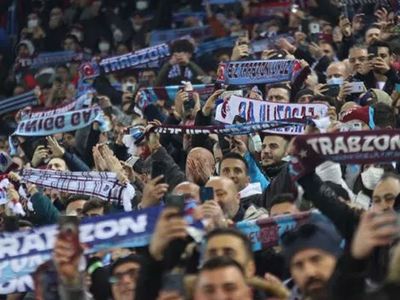 Trabzonspor'un Süper Lig'de Beşiktaş ile oynayacağı maçın biletleri tükendi!