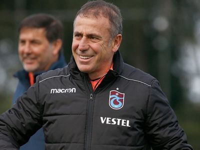 Trabzonspor'un Teknik Direktörü Abdullah Avcı'dan Süper Lig'de Büyük Başarı!