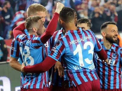 Trabzonspor'un Türkiye Kupası yarı final ikinci karşılaşmasında oynayacağı Kayserispor maçının kamp kadrosu belli oldu!