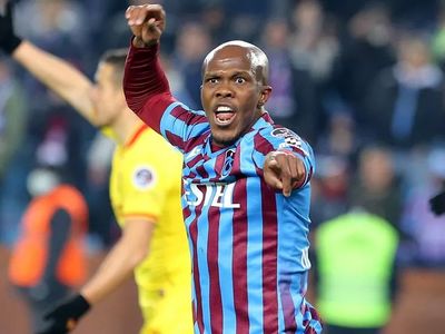 Trabzonspor'un yıldızı Anthony Nwakaeme, Göztepe galibiyetinin ardından şampiyonluk hakkında taraftarlara seslendi!