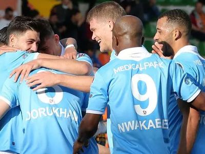 Trabzonspor'un Yıldızları Maaşlarını Kendileri Ödedi!