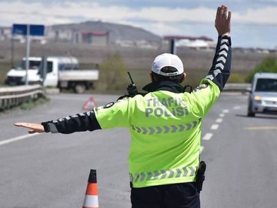 Trafik kurallarına uymayanlar yandı: 2024 yılı trafik cezaları belli oldu! İşte yeni cezaların listesi