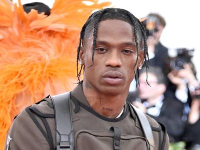 Travis Scott kimdir, nereli ve kaç yaşında? Travis Scott Türkiye’ye mi geliyor, konser mi verecek? Travis Scott hayatı ve biyografisi
