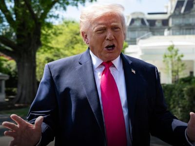 Trump, “İran ABD’ye şantaj yapamaz” dedi.